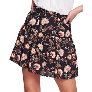 One State Floral Mini Skirt